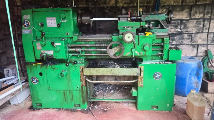 Torno mecanico da marca MITTO funcina tudo