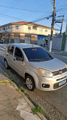 Fiat Uno Attractive 1.0 EVO Fire Flex 8V 5P 2016