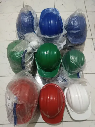 80 Capacetes construção civil SEM carneira com preço de custo