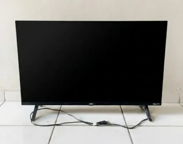 SMART TV 32 POLEGADAS SEMI-NOVA