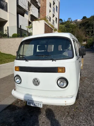 Volkswagen Kombi Standard/ Luxo/ Serie Prata 1998