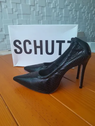 Sapato scarpin Schutz 