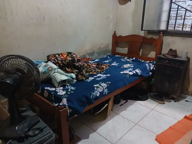 Vendo Cama Solteiro