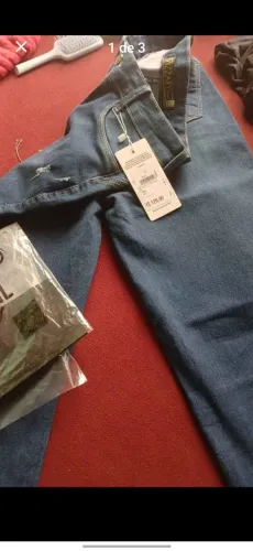 Calça jeans feminina n° 44 metade do preço 