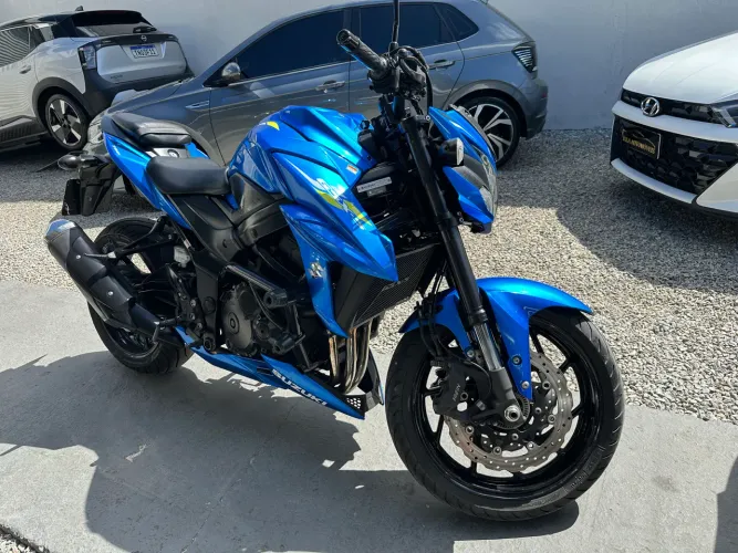 SUZUKI GSX-S 750 AZ 2021