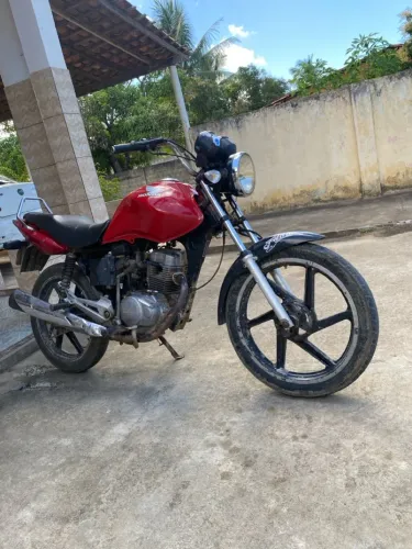 Moto a venda
