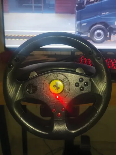 Volante Ferrari GT experience thrustmaster 