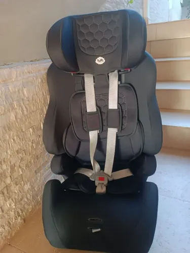 Cadeira para auto Tutti baby Delta  15 a 36 kg em excelente estado.