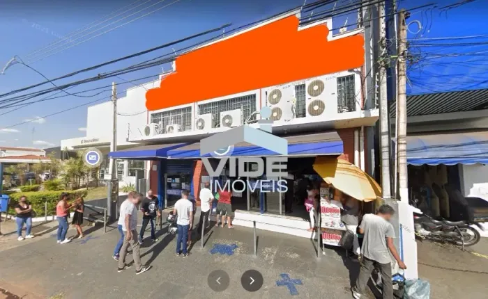 Prédio comercial para alugar ou vender na Av. das Amoreiras, Campinas. Localização estraté