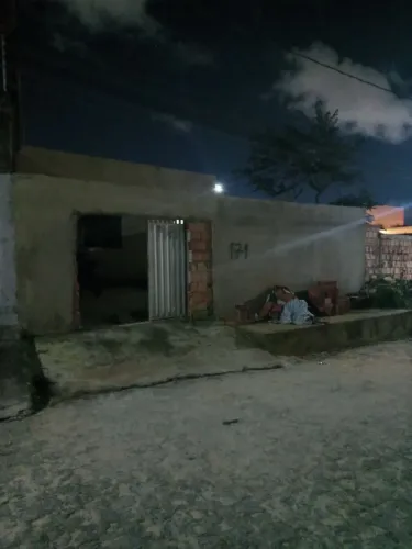 Casa na entrada do Eduardo Gomes