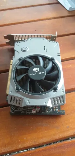 RX 550 4GB - Branca