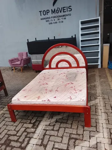 Cama casal madeira maciça com colchão USADOS ENTREGA dentro de Uberlândia MG 