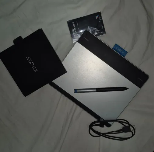 Mesa Digitalizadora Wacom Intuos CTL-480 Completa na Caixa 