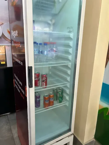 Refrigerador Metalfrio 