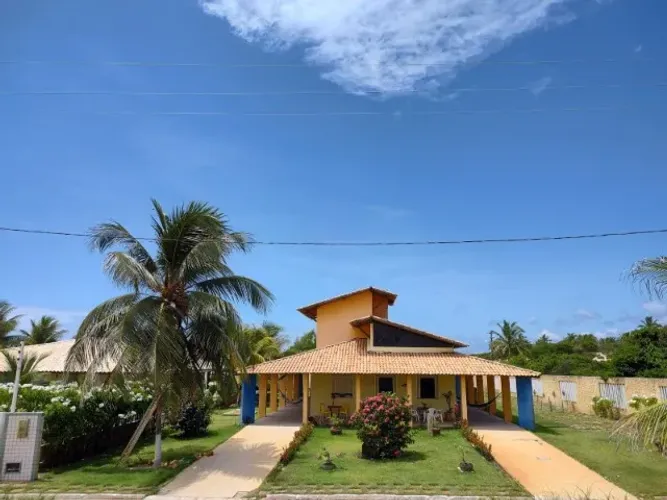 CASA PÉ NA AREIA, CONDOMÍNIO FECHADO PRAIA DO ABAÍS