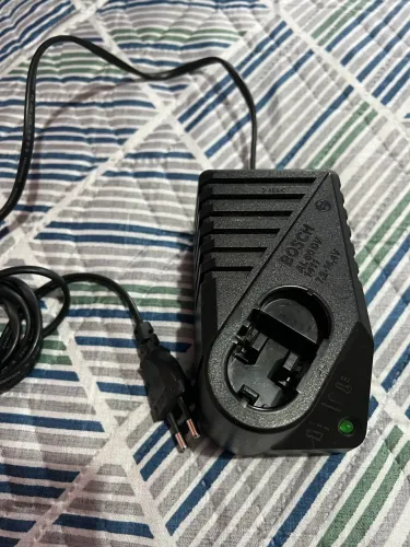 Carregador BOSCH AL60DV