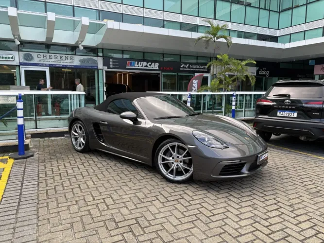 Porsche 718 Boxster 2.0 300cv 2024