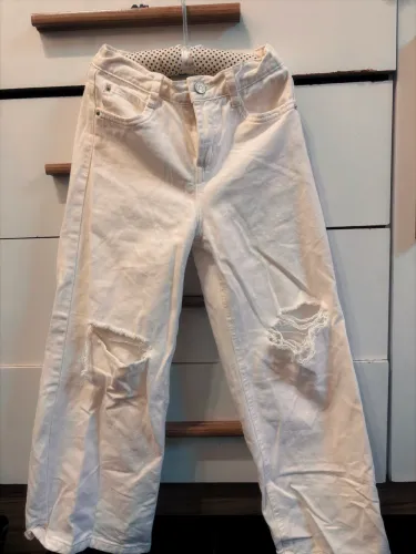 Calça jeans branca infantil
