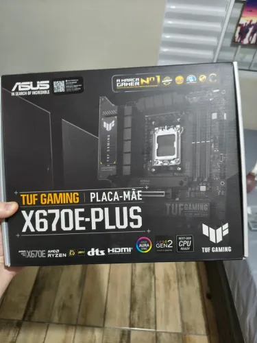Placa Mãe Asus Tuf Gaming X670E Plus 