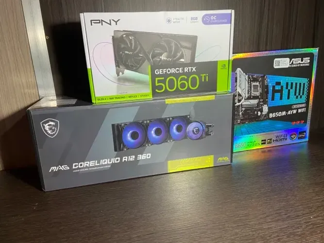 Kit UPGRADE NOVO - RTX 5060 Ti 8GB + R5 7600X + WC MSI 360mm + ASUS B650 AYW WiFi