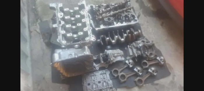 Motor BMW 2.0 16v B46 (2016) completo para peças ou montar