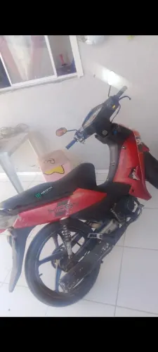 Vendo essa moto
