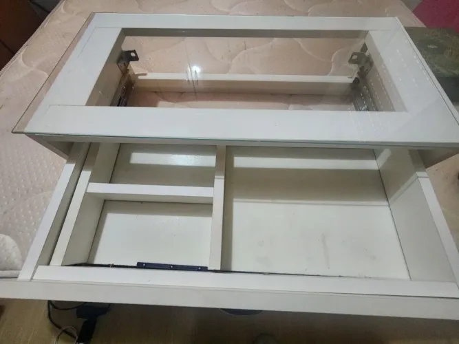 Penteadeira Suspensa Camarim Com Vidro E Divisórias - 60x30cm Branca