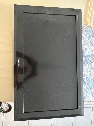 Televisão 32" CCE
