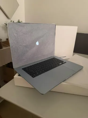 MacBook Air M5 13.3?