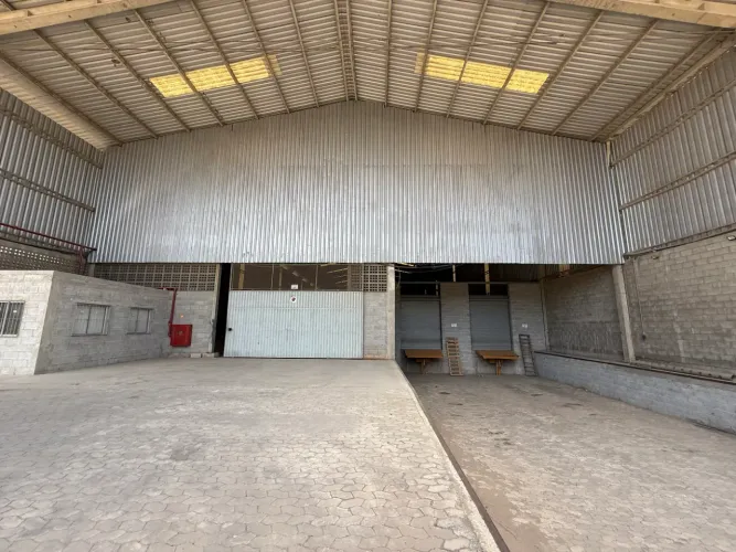 Imóvel para aluguel com 2400 metros quadrados em Civit II - Serra - ES