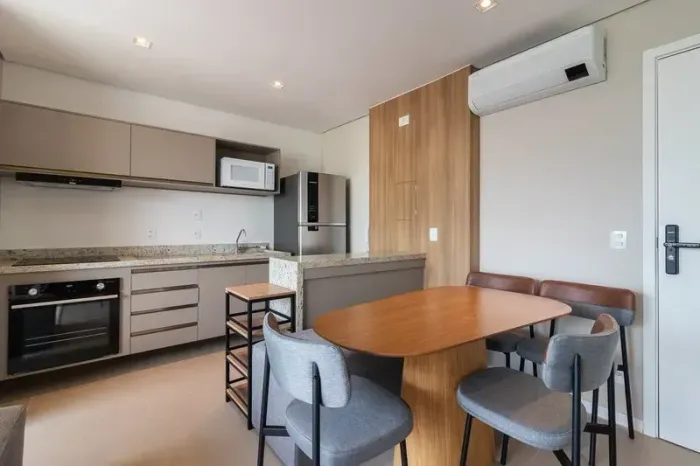 Apartamento à venda no Condomínio Fiori Alphaville em Dezoito do Forte Empresarial em Baru