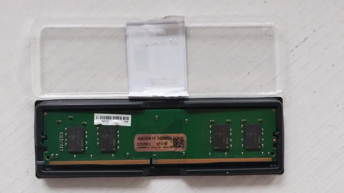 Memória DDR4, 4 gigas, 2400 mhz