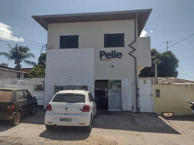 Vendo casa no centro, ao lado do parque Rio Branco 