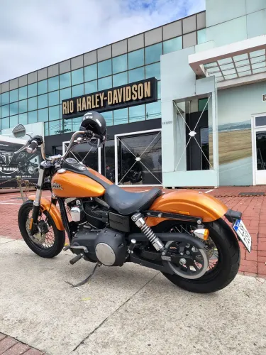 HARLEY DAVIDSON STRET BOB