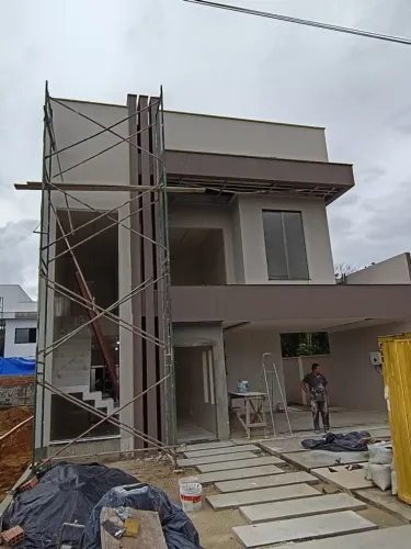 Vivenda das Marinas, Casa duplex com 3 suítes sendo duas com closet + escritório, Energia