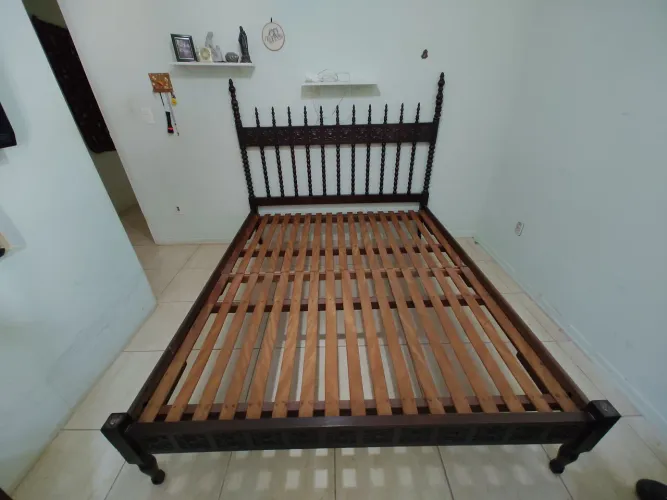 Cama de Casal Queen