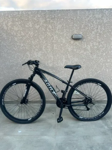 Bicicleta aro 29 quadro 15 - nova