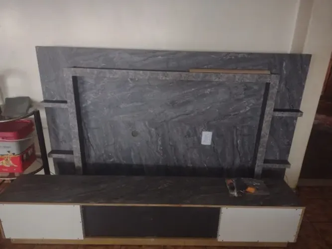 Painel de TV até 65 polegadas com Iluminação LED - Design Moderno