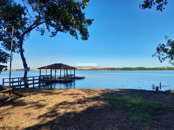 Rancho no Condomínio Recanto do Lago