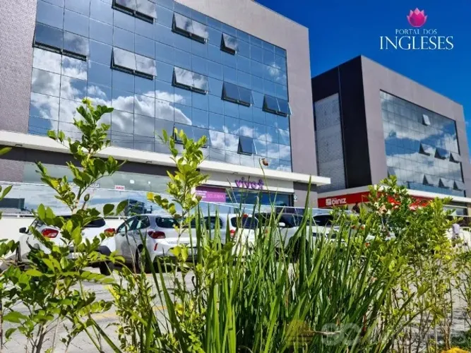 SALA COMERCIAL EXCELENTE LOCALIZAÇÃO. LOCAÇÃO ANUAL