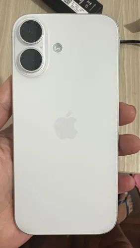 IPHONE 17 NORMAL