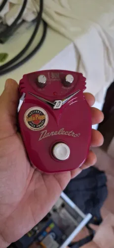 Pedal distorção