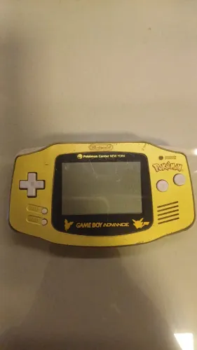 Game Boy Advance Pokemon Center Nova york Gold - 100% original.