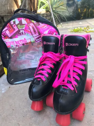 Patins Oxer Retrô Preto e Rosa Número 37, Usado. Acompanha sacola original.