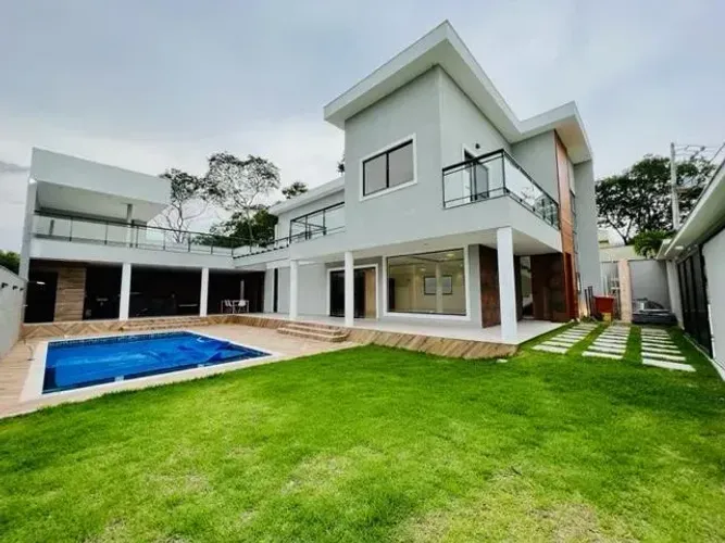 Casal para aluguel e venda com 420m e 4 suites - Ilha de Guaratiba - Rio de Janeiro - RJ