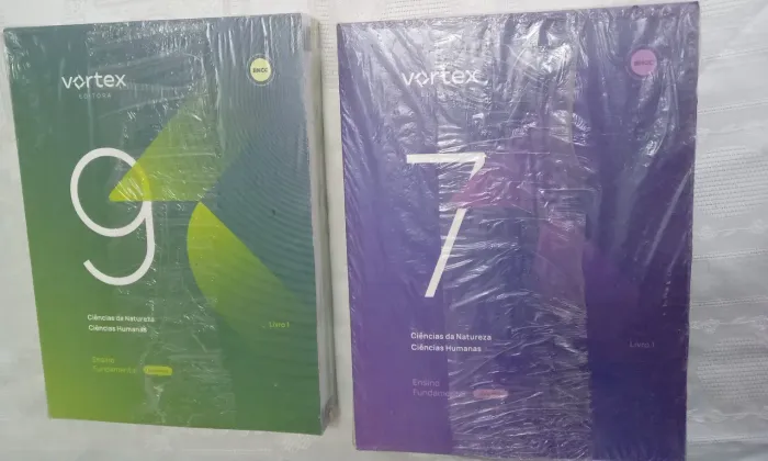 Kit de Livros didáticos da Editora Vortex lacrados do 9°ano e do 7° ano
