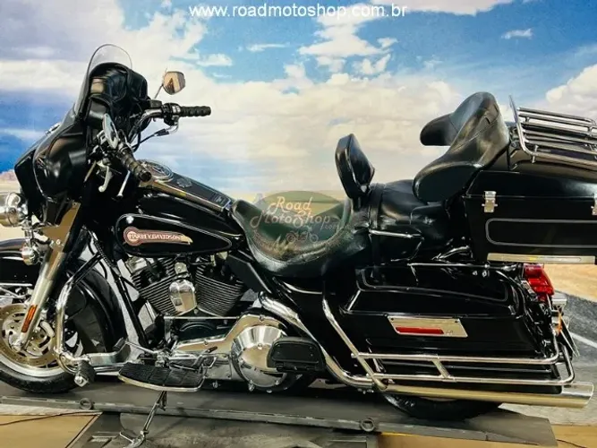 HARLEYDAVIDSON/FLHTCI 1450cc Preta-2005-66.774km
