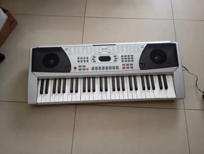 Teclado CSR 558