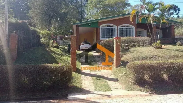 Casa à venda por R$ 950.000,00 - Condomínio A Montanha - Morungaba/SP