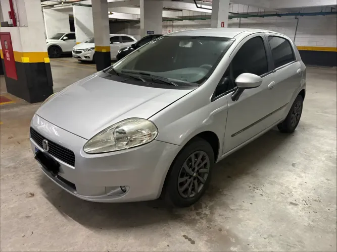 Fiat Punto Attractive 1.4 Fire Flex 8V 5P 2012